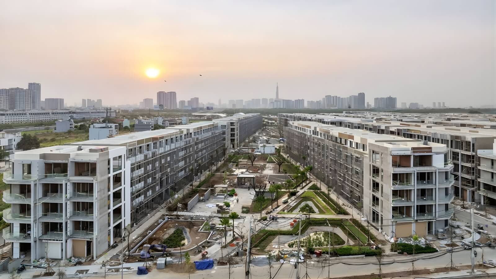 TIẾN ĐỘ XÂY DỰNG SOHO